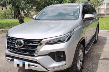 HILUX
