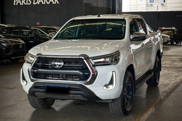 HILUX