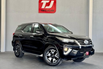 HILUX SW4