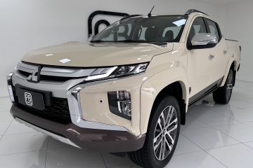 L200 TRITON