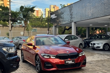 320i