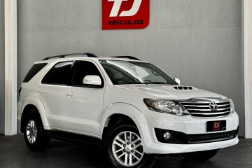 HILUX SW4