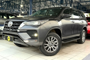 HILUX SW4