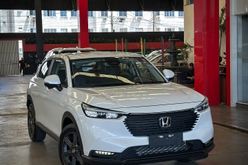 HR-V