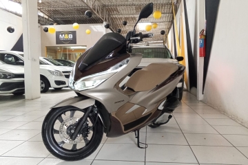 PCX DLX