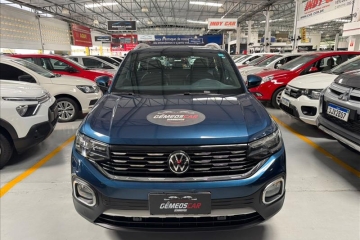  T-CROSS 
