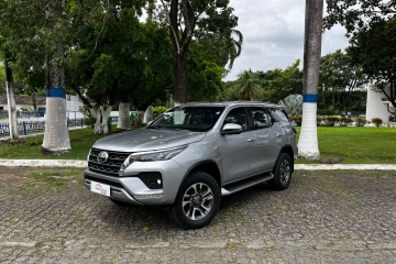 HILUX SW4