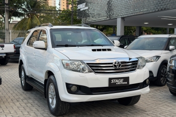 HILUX SW4